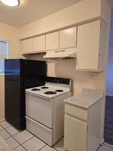 Randolph Place Apartments in Tucson, AZ - Foto de edificio - Building Photo