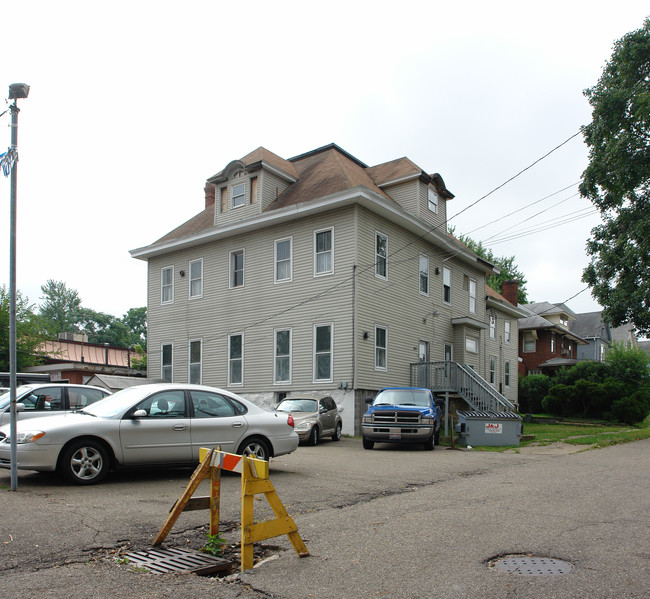 10 5th St SE in Massillon, OH - Building Photo - Building Photo