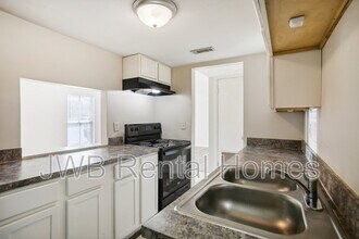 851 Bert Rd in Jacksonville, FL - Building Photo - Building Photo