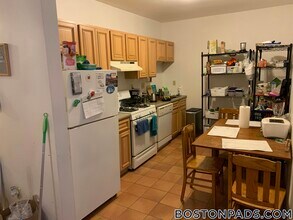 27 Egremont Rd, Unit 2 in Boston, MA - Building Photo - Building Photo