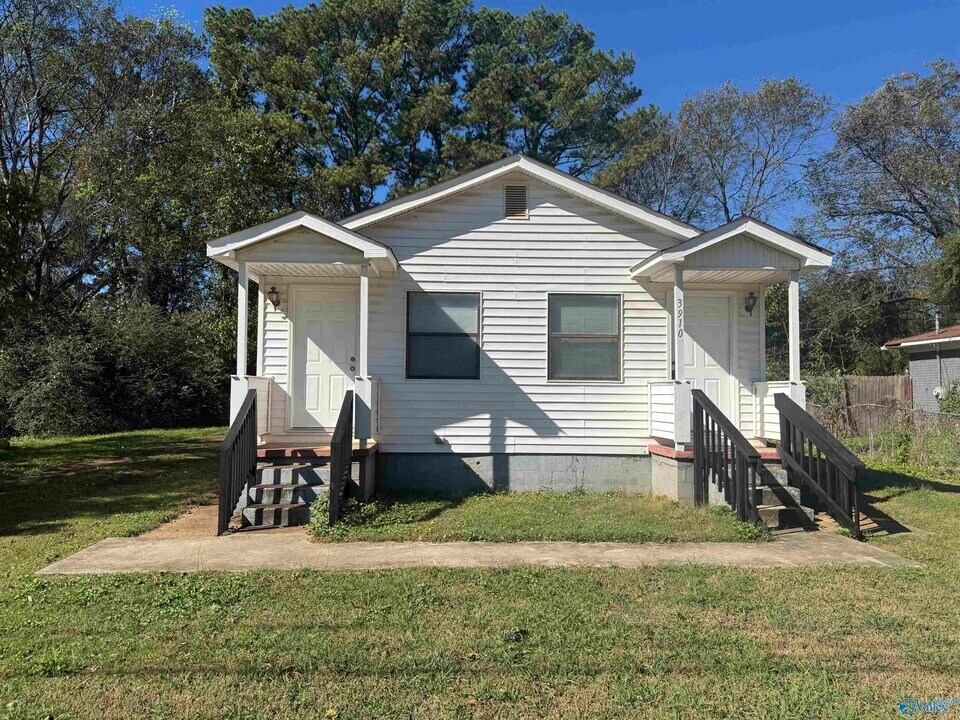 3910 Mc Vay St SW in Huntsville, AL - Building Photo
