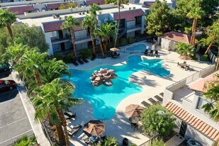 Playa Vista Apartments in Las Vegas, NV - Building Photo
