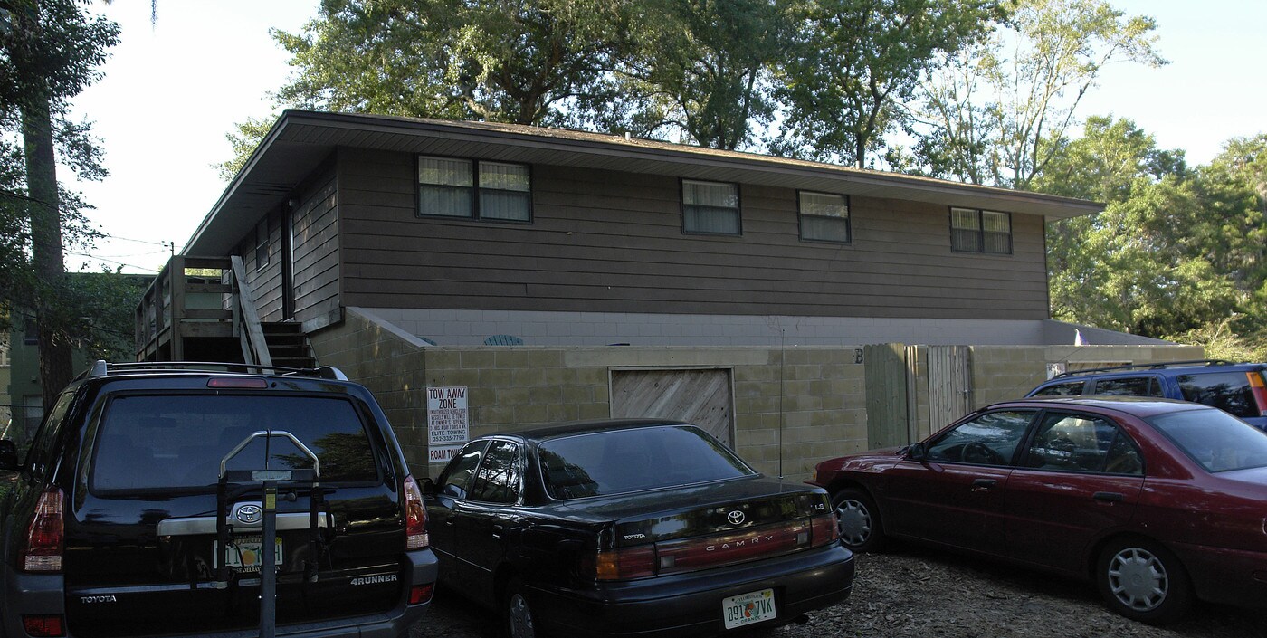 315 NW 17th St in Gainesville, FL - Foto de edificio
