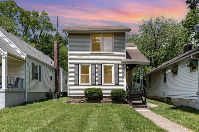 1914 De Armand Ave in Cincinnati, OH - Building Photo - Building Photo