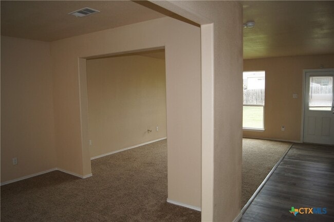 property at 2709 Tara Dr
