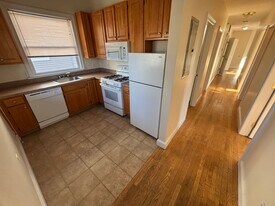 9 Gardner Ter in Boston, MA - Building Photo