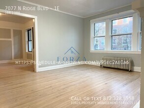 7077 N Ridge Blvd in Chicago, IL - Building Photo - Building Photo