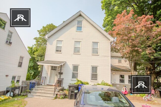 property at 13R Union St