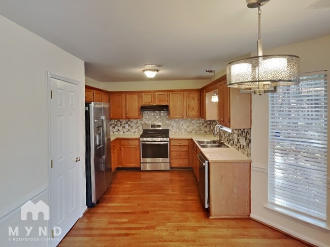 10002 Gardendale Ct in Charlotte, NC - Building Photo - Building Photo