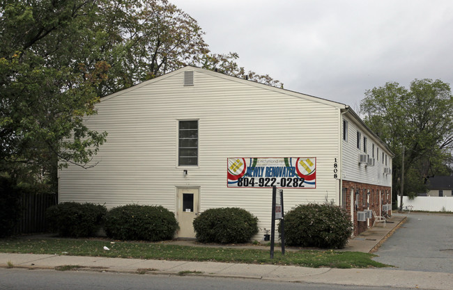 1808 Williamsburg Rd in Richmond, VA - Foto de edificio - Building Photo