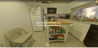 175 Beacon St, Unit 111 in Somerville, MA - Building Photo