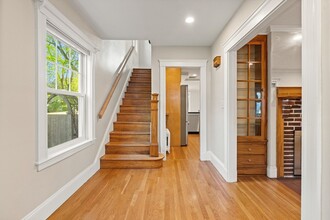 62 Harding Rd in Lexington, MA - Building Photo - Building Photo