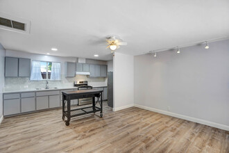 1426 15th St in Imperial Beach, CA - Building Photo - Building Photo