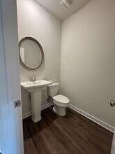 4098 Textile Ln in Huntsville, AL - Foto de edificio - Building Photo