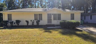 4085 Canby Ln in Decatur, GA - Building Photo