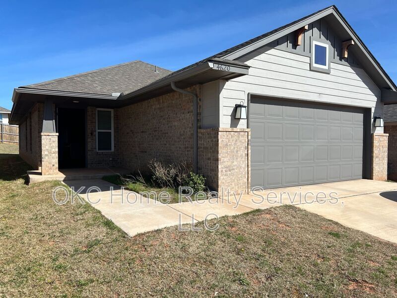 4620 Emerald Knoll Rd in Oklahoma City, OK - Building Photo