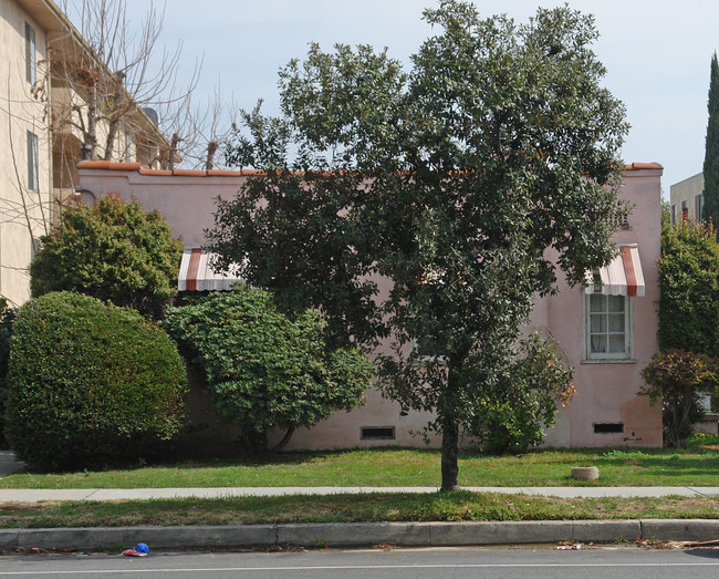 520 Los Robles Ave in Pasadena, CA - Building Photo - Building Photo