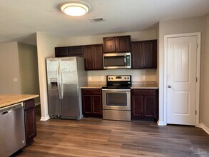 10881 Chippewa Way in Pensacola, FL - Building Photo - Building Photo