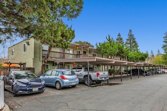 1506 Garcez Dr in Concord, CA - Foto de edificio - Building Photo