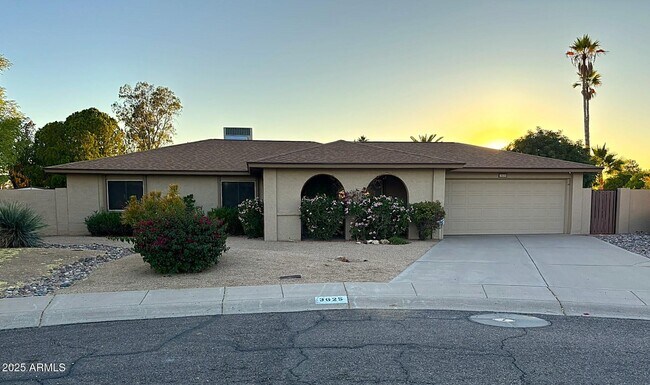 3625 E Garden Dr in Phoenix, AZ - Building Photo - Building Photo
