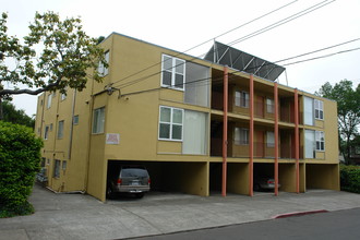 2801 College Ave in Berkeley, CA - Building Photo - Building Photo