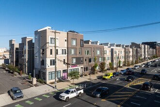 Kensington Court Flats in Philadelphia, PA - Building Photo - Building Photo