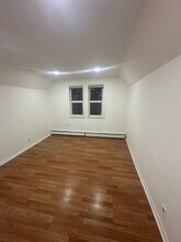 111 W 16th St in Linden, NJ - Building Photo - Building Photo