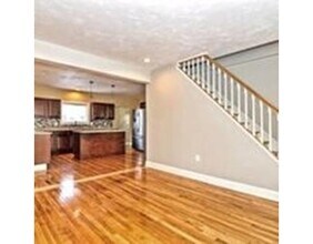 10 Peabody St in Worcester, MA - Building Photo - Building Photo