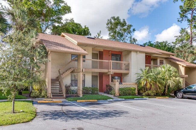12949 Pennypacker Trail in Wellington, FL - Building Photo - Building Photo