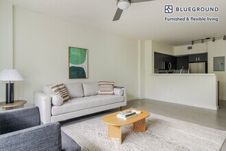 729 NW 2nd St in Miami, FL - Building Photo - Building Photo