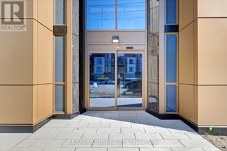 2343-2343 Khalsa Gate in Oakville, ON - Building Photo - Building Photo