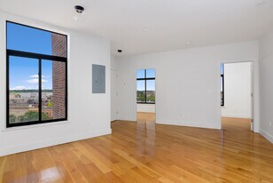 55-27 Myrtle Avenue in Flushing, NY - Building Photo