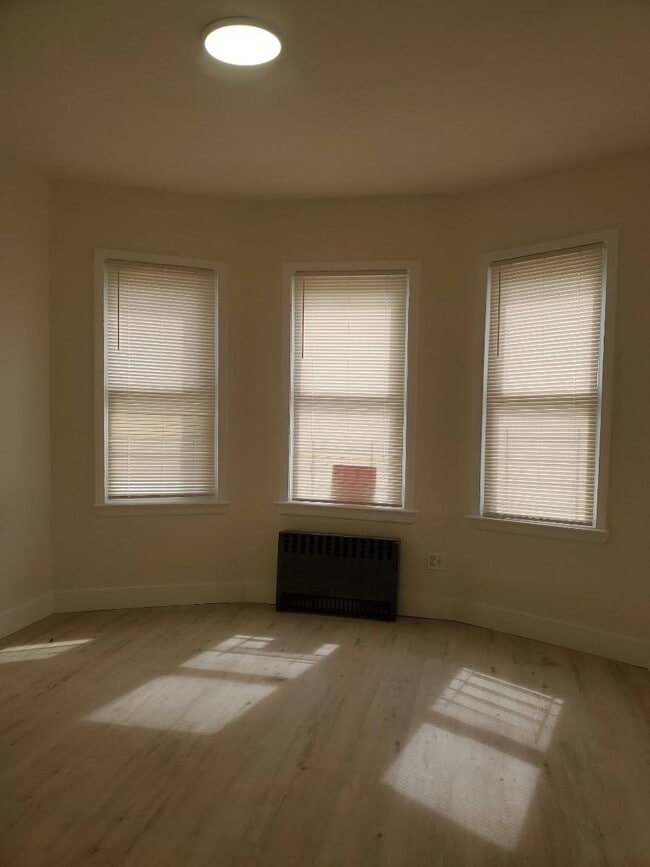 113 Winter Ave in Staten Island, NY - Building Photo - Building Photo