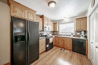 586 Sunflower Rd in Rexburg, ID - Building Photo - Building Photo