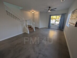 7105 Casa Elena Dr NE in Albuquerque, NM - Building Photo - Building Photo