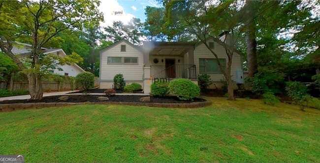 property at 2221 Melante Dr NE
