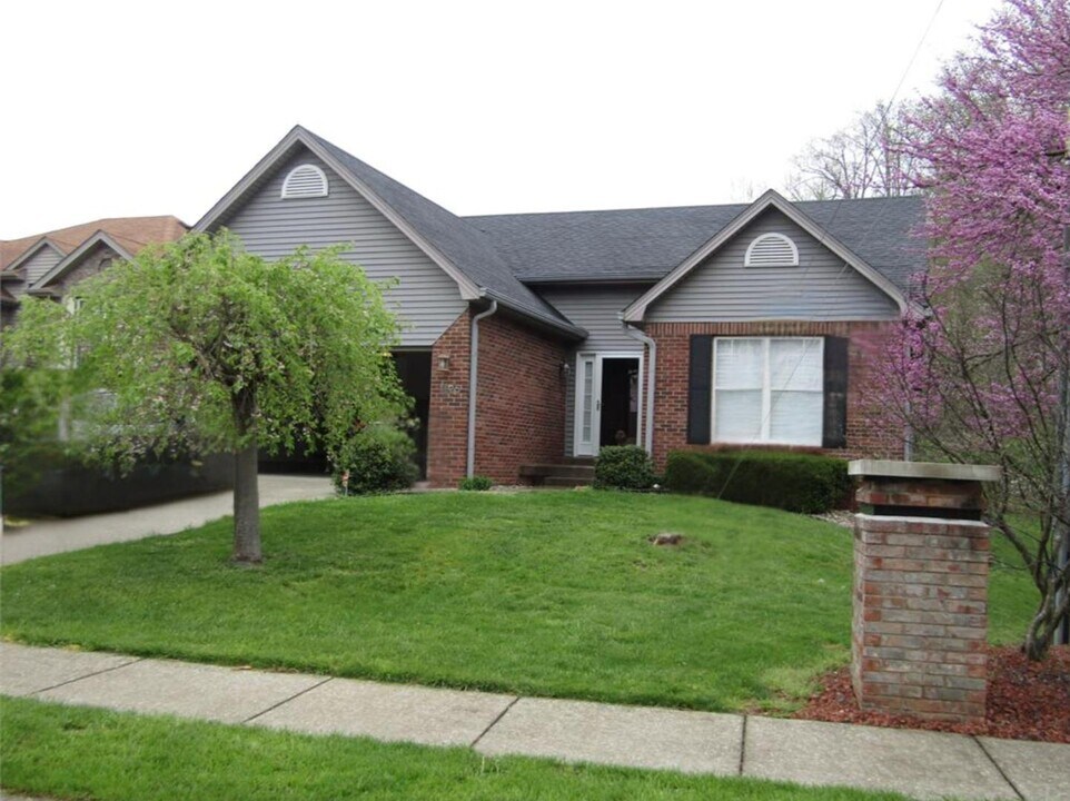 1125 Oak St in Elizabethtown, KY - Building Photo