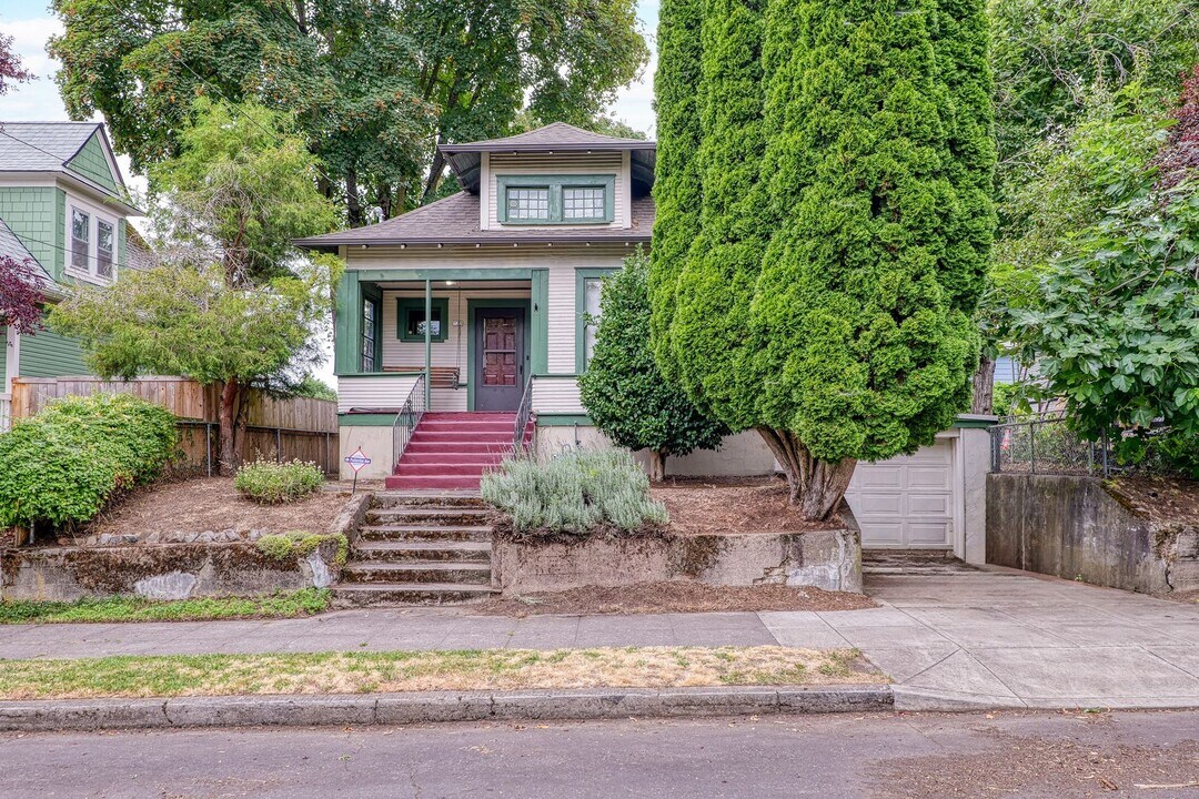 723 NE Failing St in Portland, OR - Building Photo