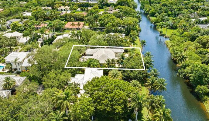 6371 SW 87th Terrace in Pinecrest, FL - Building Photo