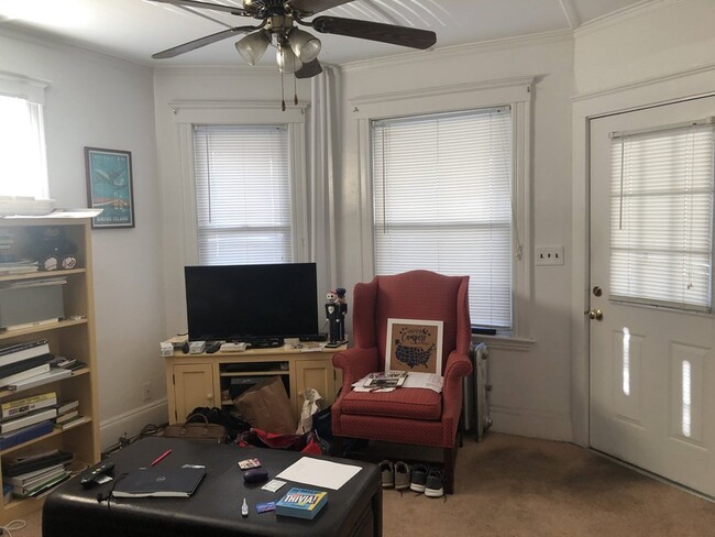 property at 11 Banks St