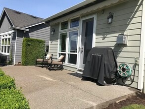 788 Tukwila Dr in Woodburn, OR - Building Photo - Building Photo