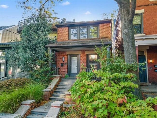 718 Filbert St in Pittsburgh, PA - Building Photo - Building Photo