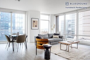 8 10th St in San Francisco, CA - Building Photo