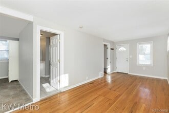 1216 Cherokee Ave in Royal Oak, MI - Building Photo - Building Photo
