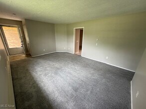 2191 Edison St NW in Uniontown, OH - Building Photo - Building Photo