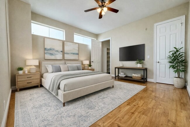 property at 314 W Bell St