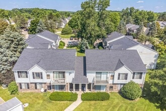 Bainbridge Park in Canton, MI - Foto de edificio - Building Photo