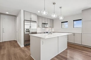 Parkside So7 in Fort Worth, TX - Building Photo