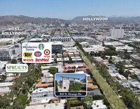 843 N Orange Dr in Los Angeles, CA - Foto de edificio - Building Photo