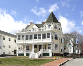 60-64 Eastern Promenade in Portland, ME - Building Photo - Building Photo